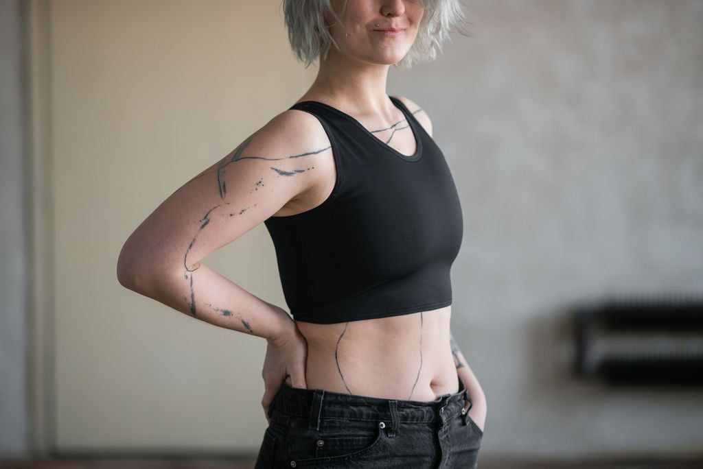 Krátký basic binder | extra pevný | černý