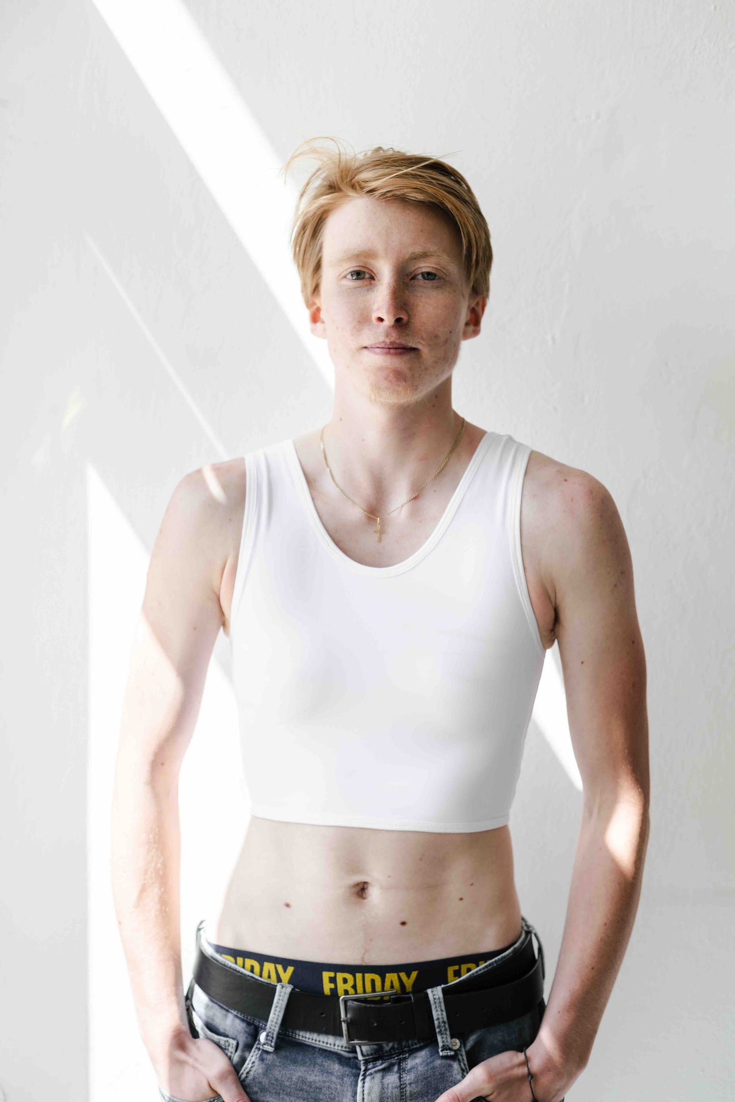 Krátký basic binder | bílý