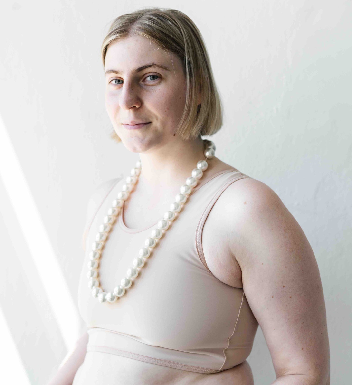 Krátký basic binder | extra pevný | béžový