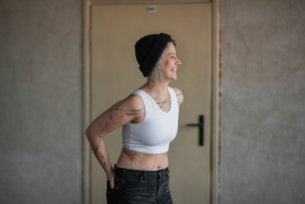 Krátký basic binder | bílý